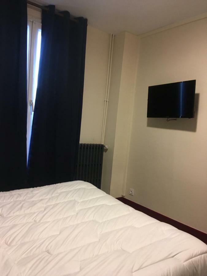 Hotel De Strasbourg Aulnay-sous-Bois Exterior photo